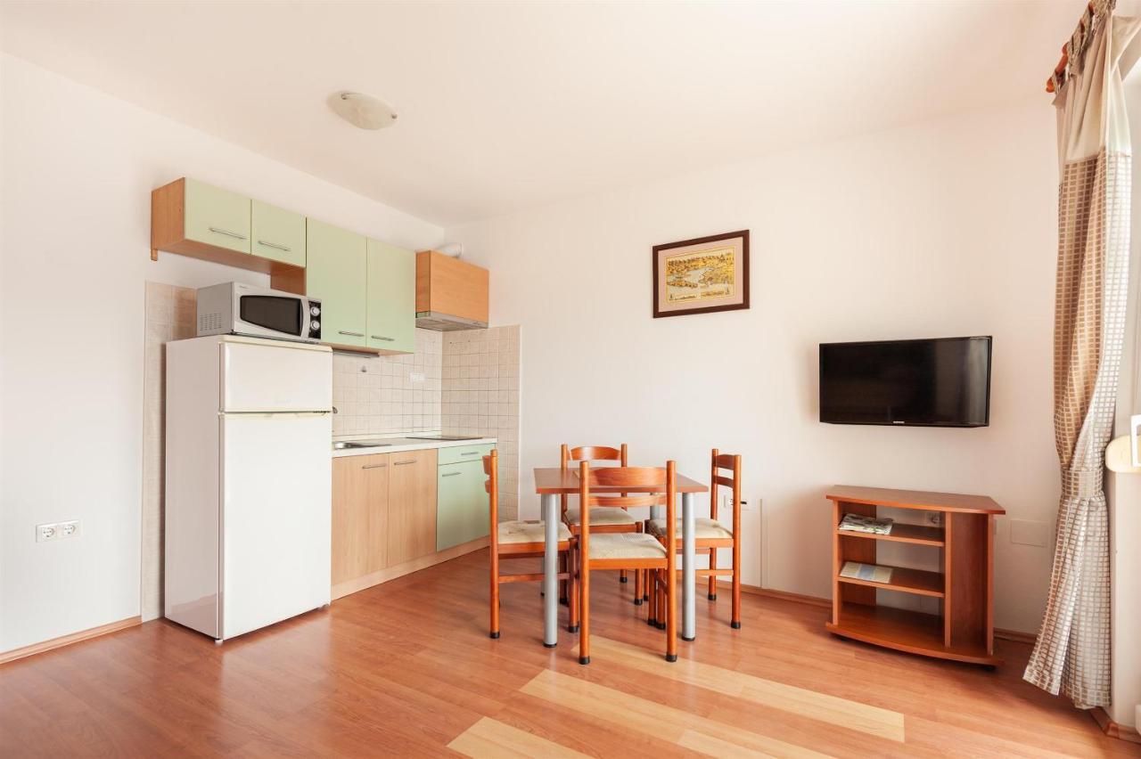 Apartments Lumaduma Trogir Zewnętrze zdjęcie